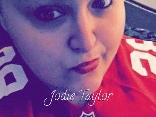 Jodie_Taylor